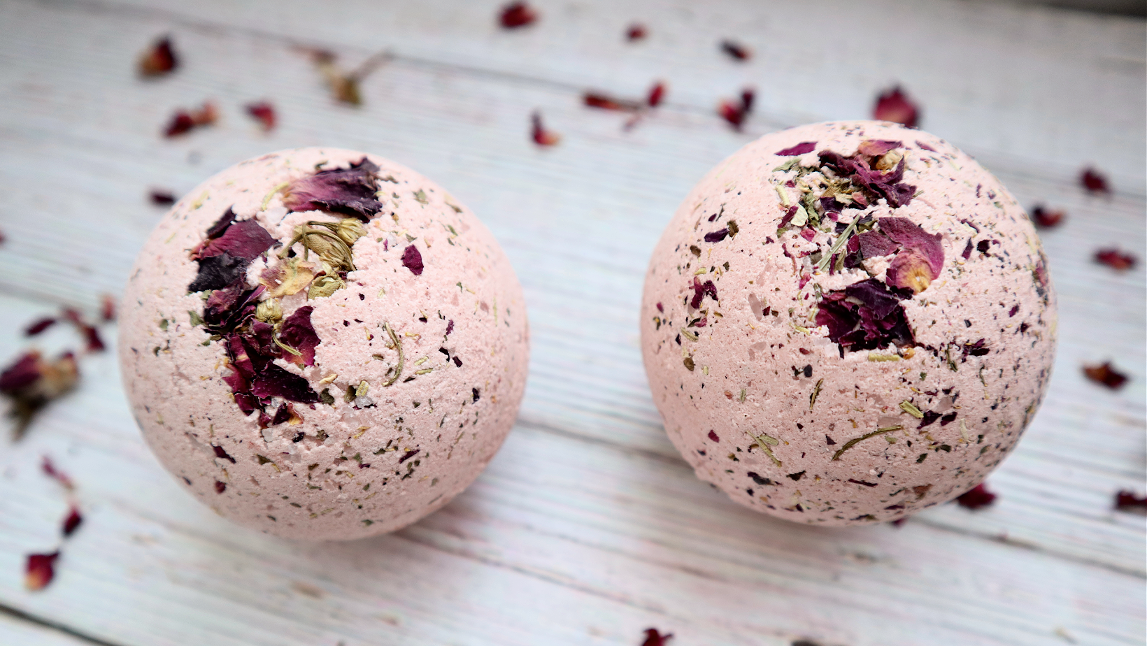 Tales of the Flowers: Making our own Bath Bombs