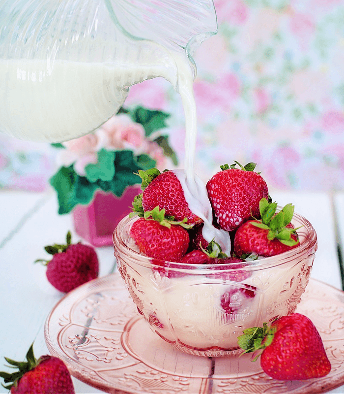 Summer Strawberries Wax Melts | Farmhouse Dessert