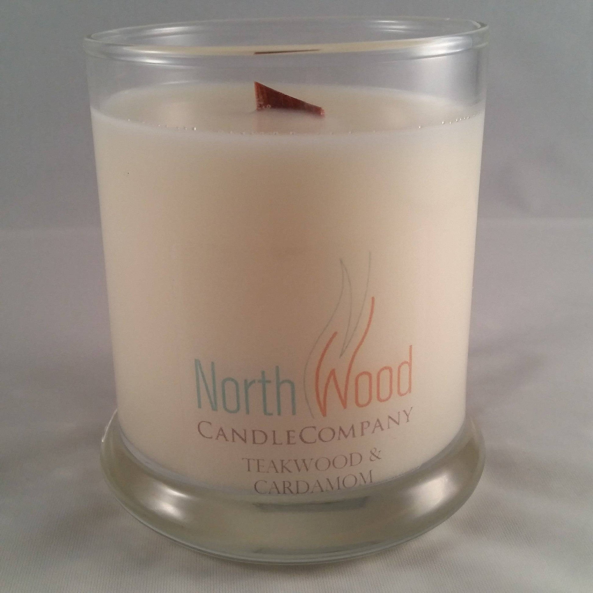 Candle with a wooden wick